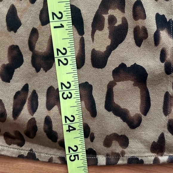 Chaps women’s button down leopard print shirt with 3/4 sleeves Size Large - Picture 7 of 8